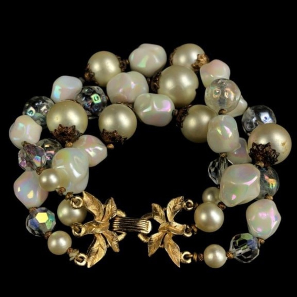 Vintage Crown Trifari Triple Strand‎ Bracelet
